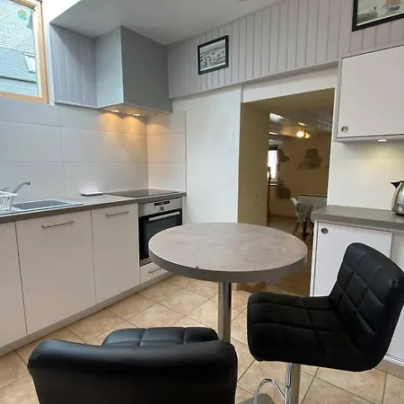 Maison De Pecheur Avec Terrasse A 450m De La A - Ref 184 Villa *
