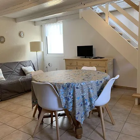 Maison De Pecheur Avec Terrasse A 450m De La A - Ref 184 *